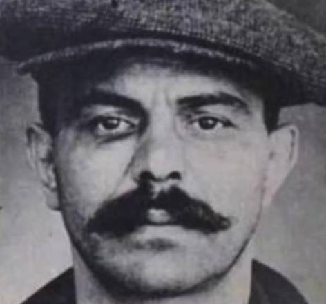 Gaziantepli Abdullah Palaz; Namı Diğer: Antep Canavarı Antepli Abdullah Dayı'nın Yaşamı. Abdullah DAYI ve NAZIM HİKMET 1